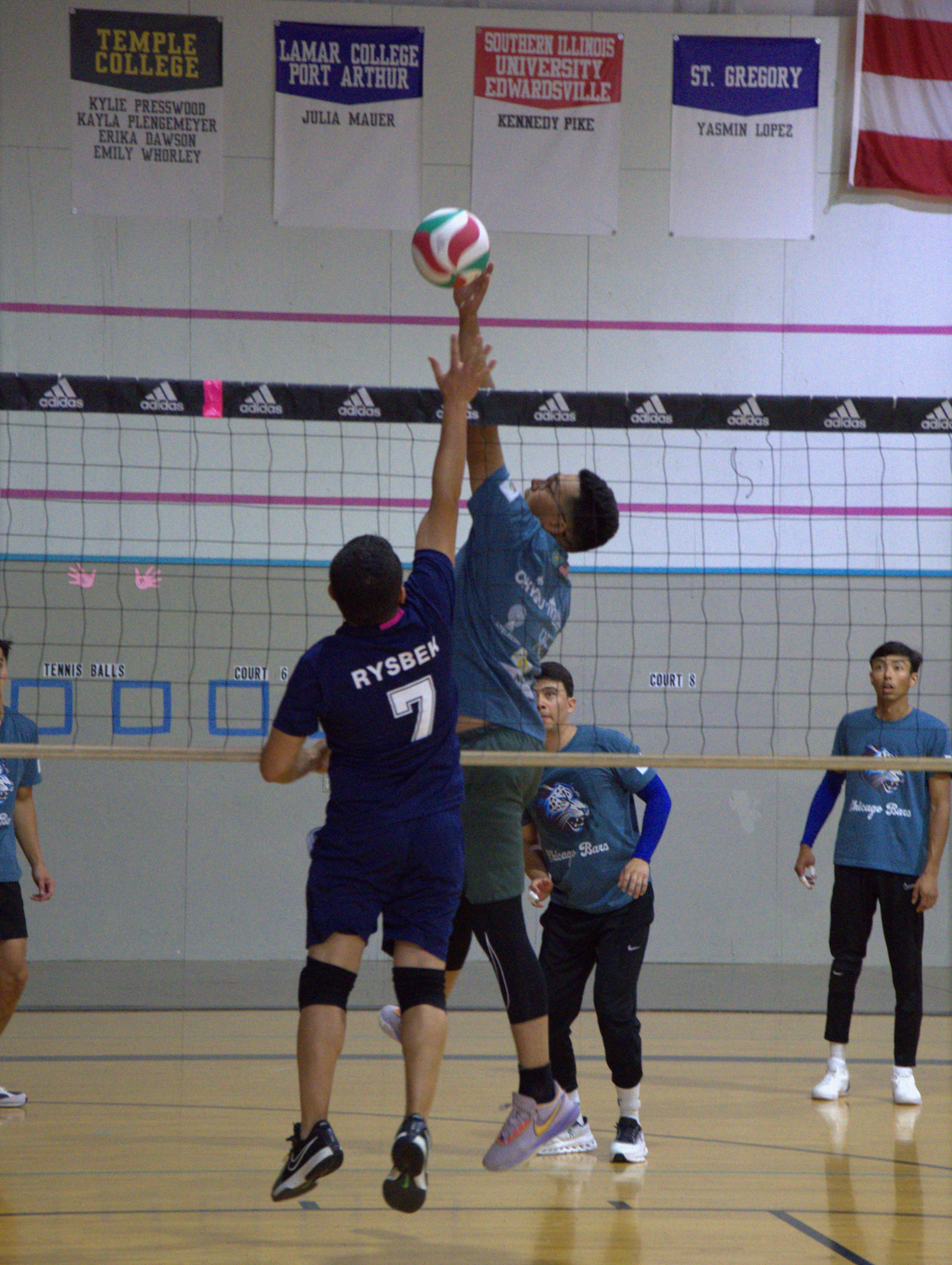 Cover Image for In Houston, US Kazakh Communities Find Their Footing Through Sport 