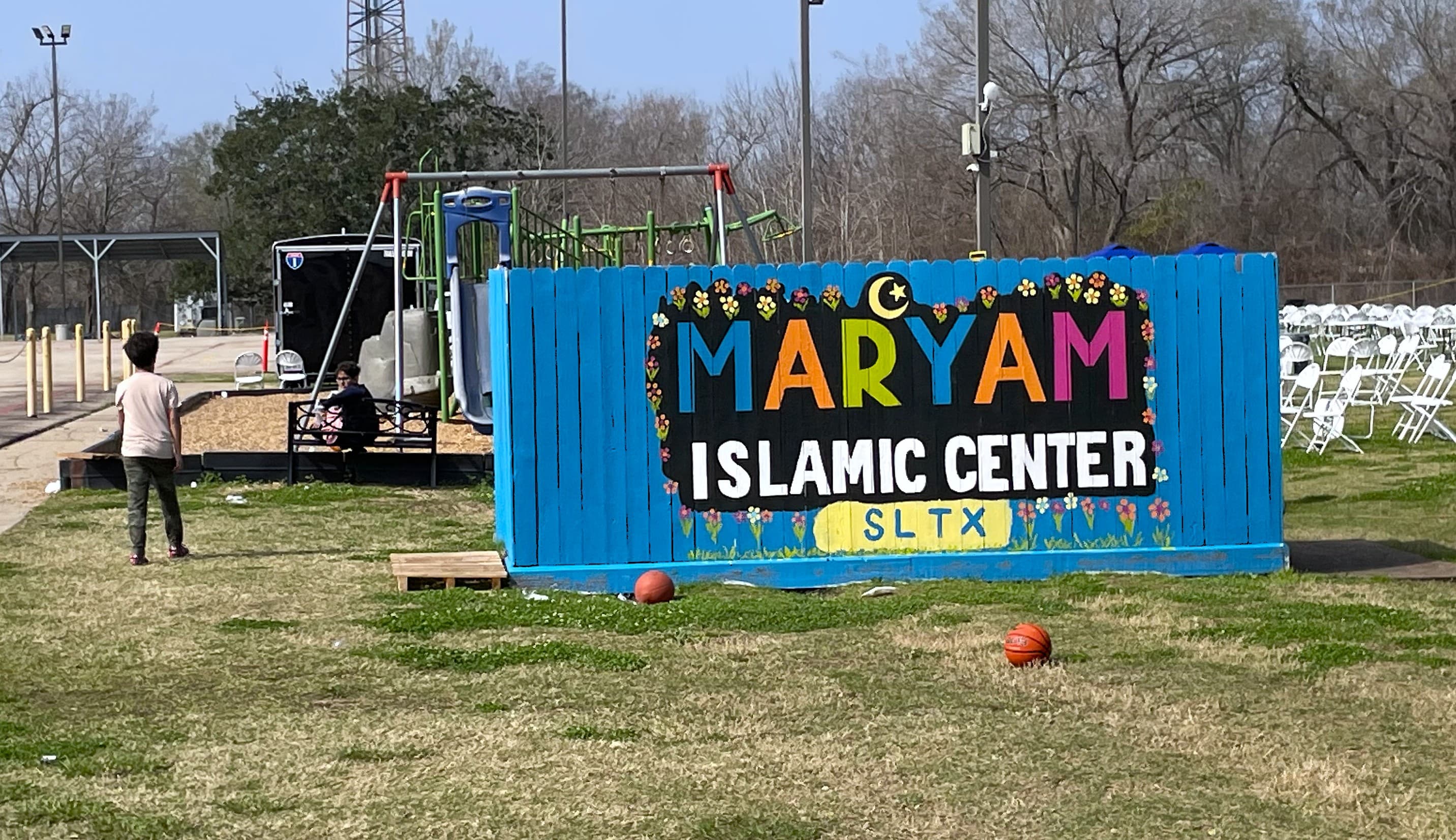 At 16, He Helps Keep Ramadan Nights Running at a Houston Mosque