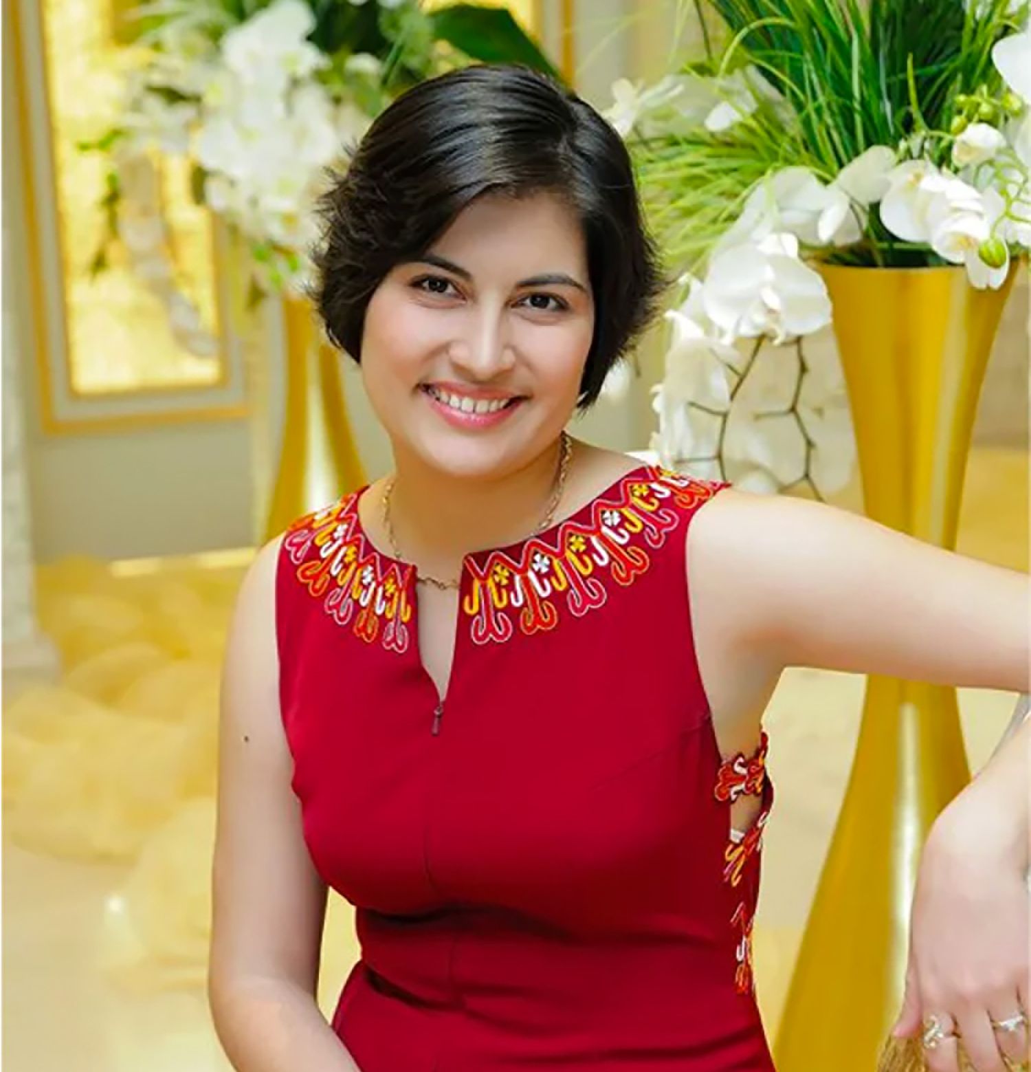 Cover Image for How Leaving Turkmenistan Helped Concert Pianist Maya Tuylieva Find Home Through Music