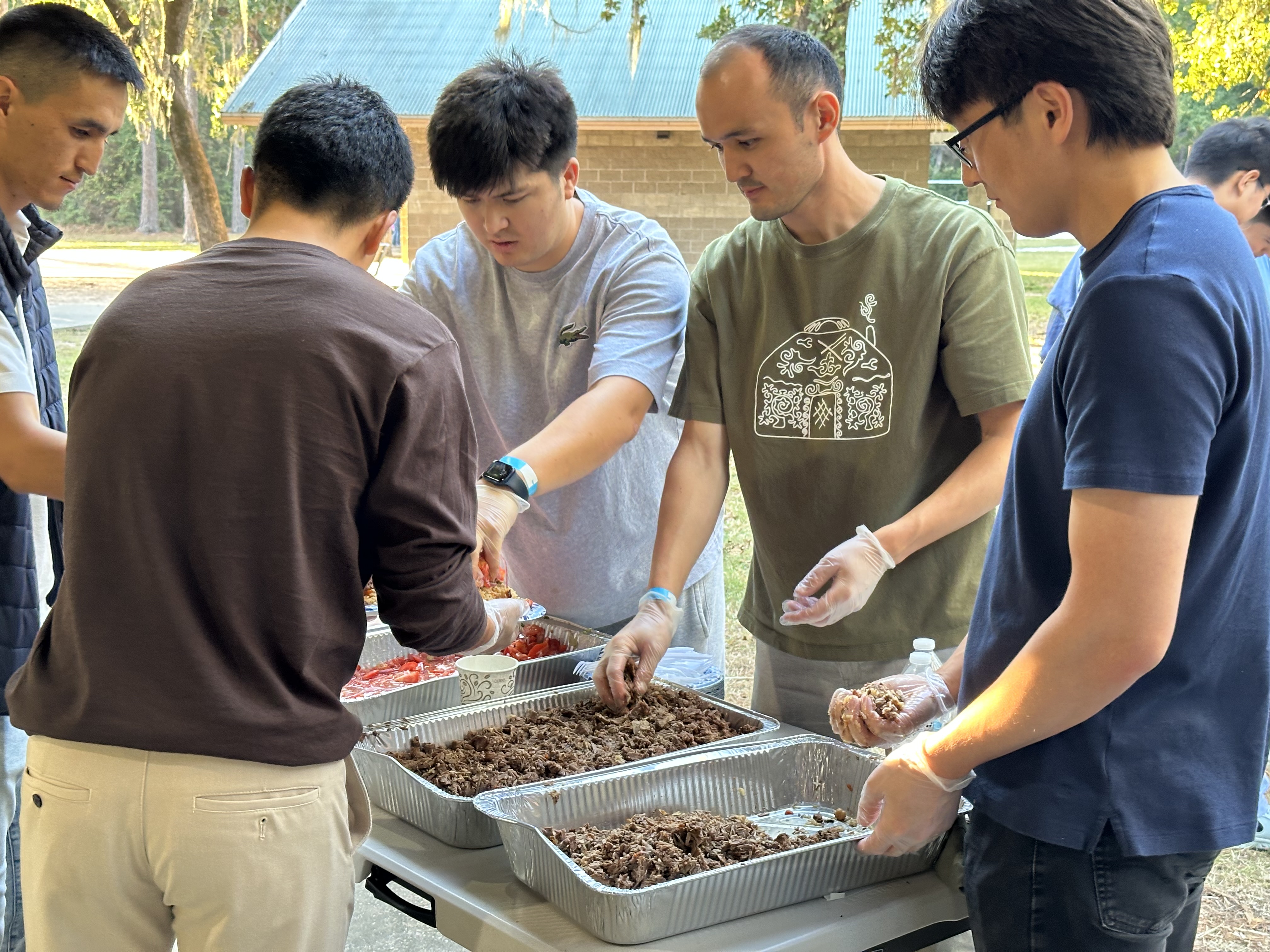 Cover Image for Kyrgyz Community in Texas Gathers for Annual Fall Picnic