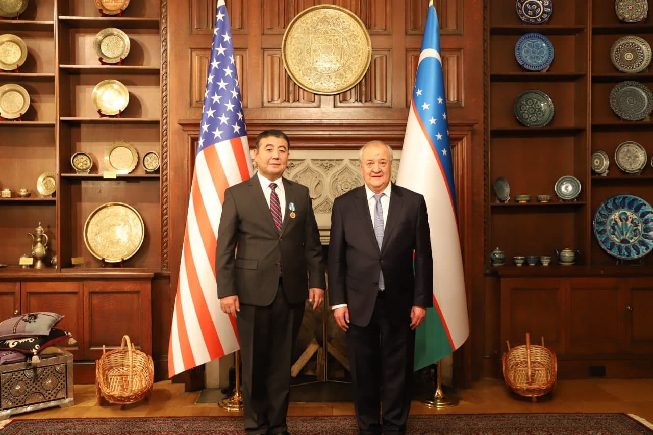 Cover Image for A Life of Quiet Service: Remembering Fakhriddin Muminov